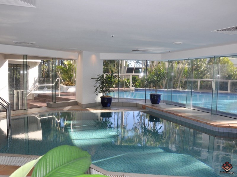 24 Breaker Street, Main Beach QLD 4217