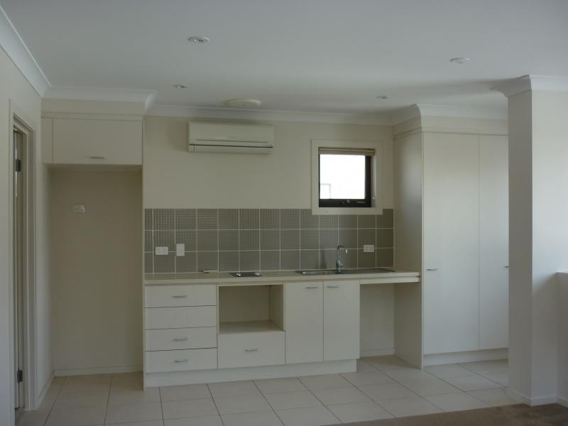 16 Surbiton Court, Carindale QLD 4152