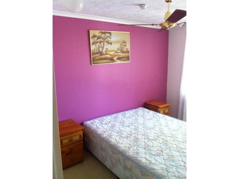 38 Enderley Ave, Surfers Paradise QLD 4217