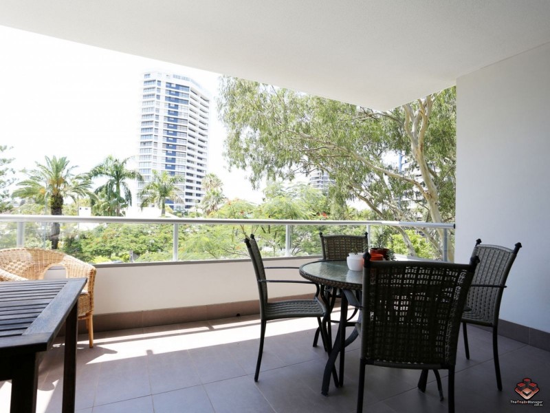 20-28 Bayview Street, Runaway Bay QLD 4216