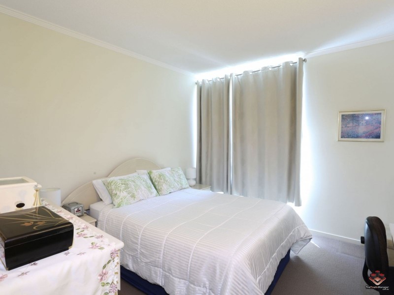 20-28 Bayview Street, Runaway Bay QLD 4216