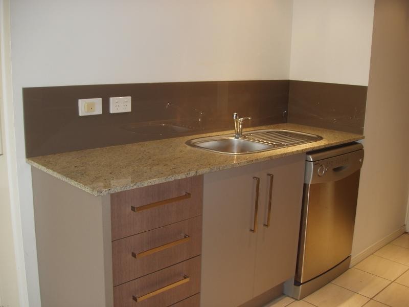 16 WREN STREET, Bowen Hills QLD 4006