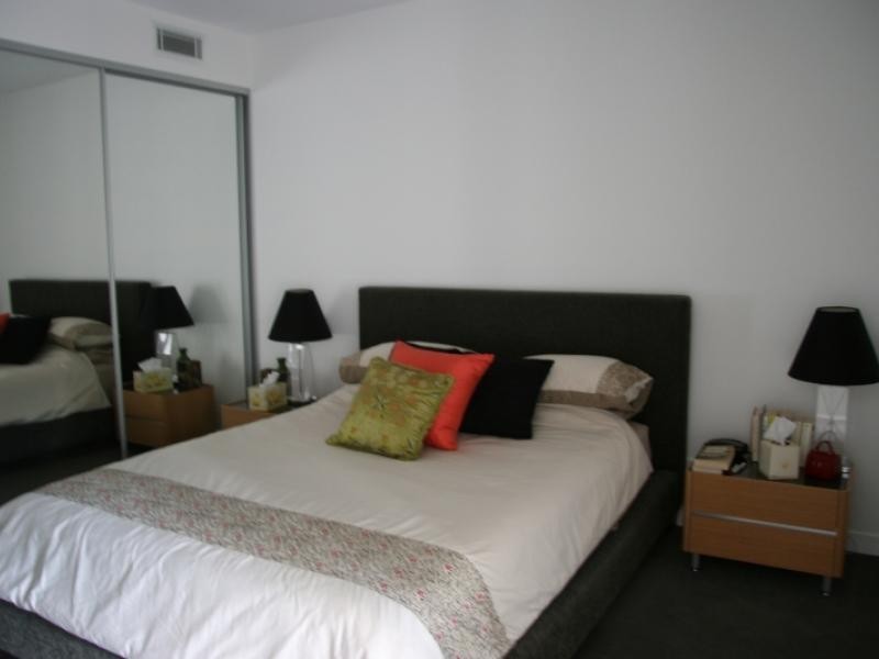 10 Pidgeon Close, West End QLD 4101