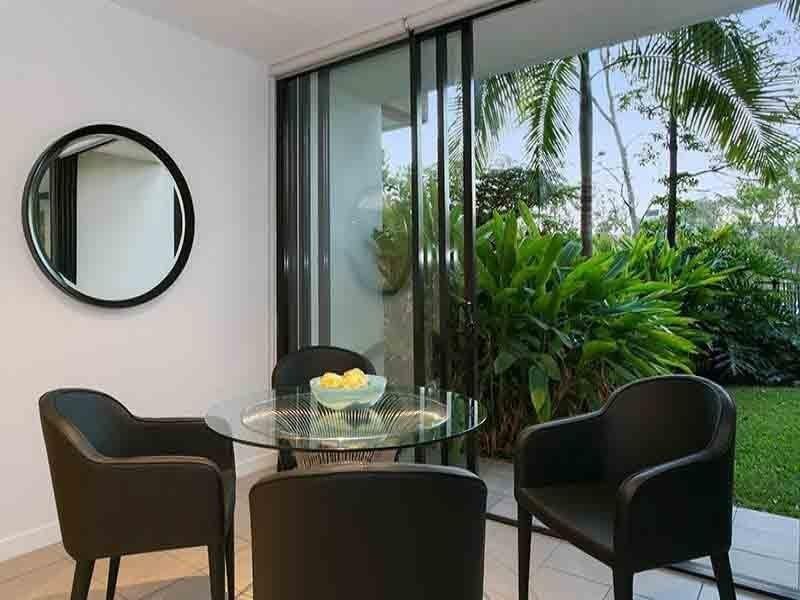 10 Pidgeon Close, West End QLD 4101