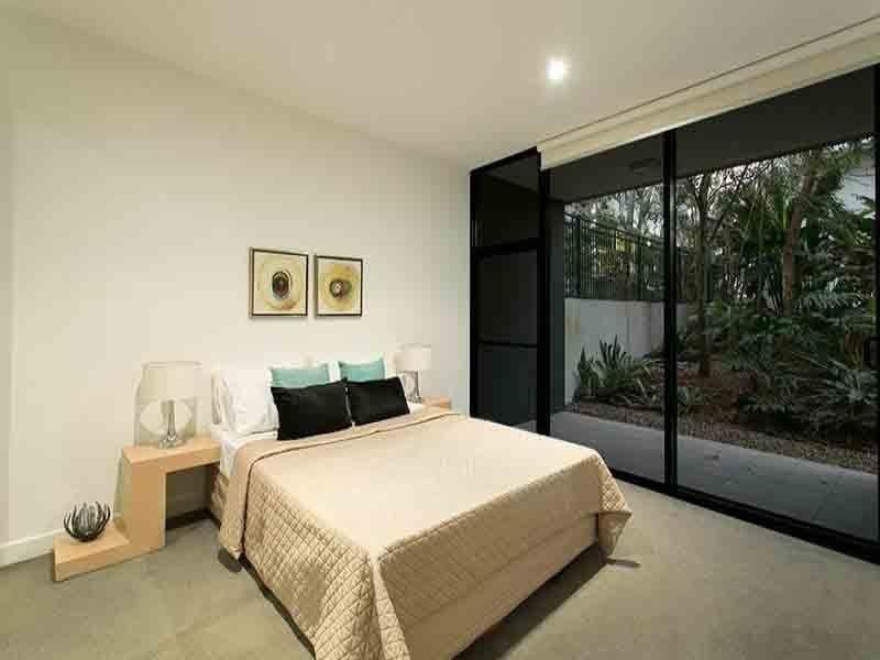 10 Pidgeon Close, West End QLD 4101