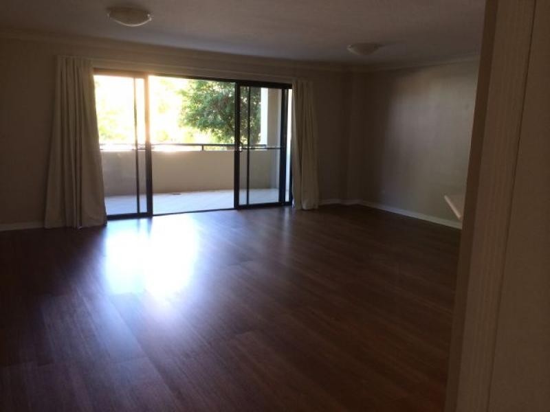 392-398 Marine Parade, Labrador QLD 4215