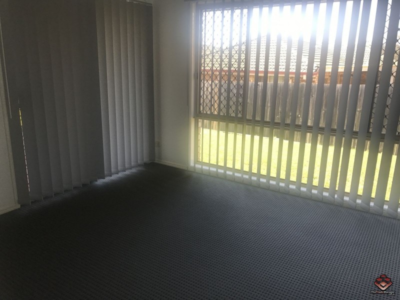 168 Lakeside, Springfield Lakes QLD 4300