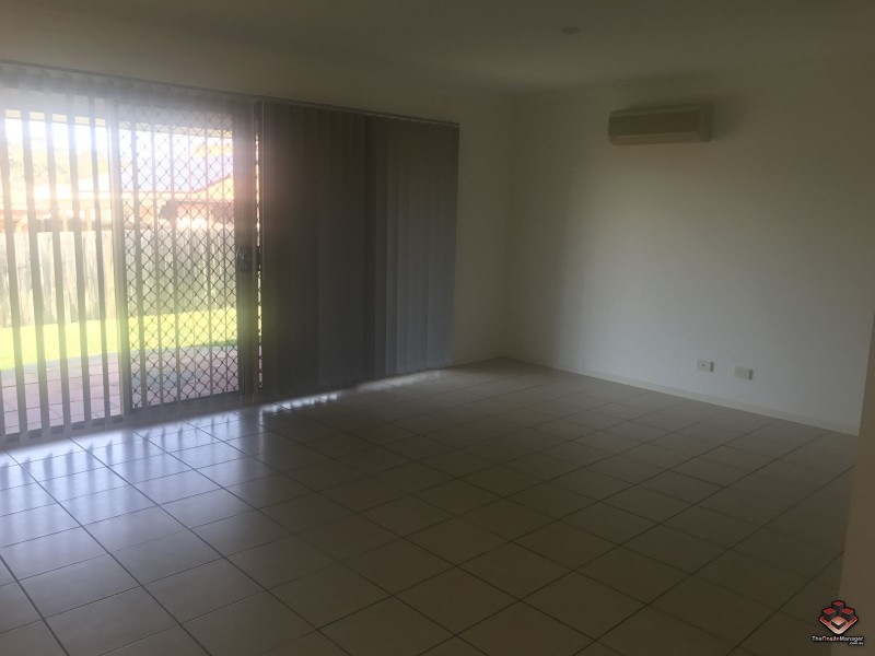 168 Lakeside, Springfield Lakes QLD 4300