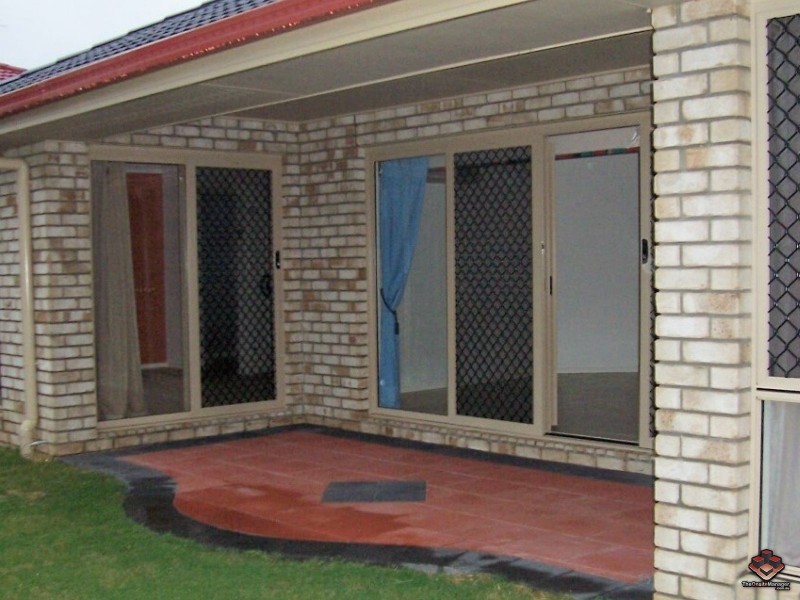 168 Lakeside, Springfield Lakes QLD 4300