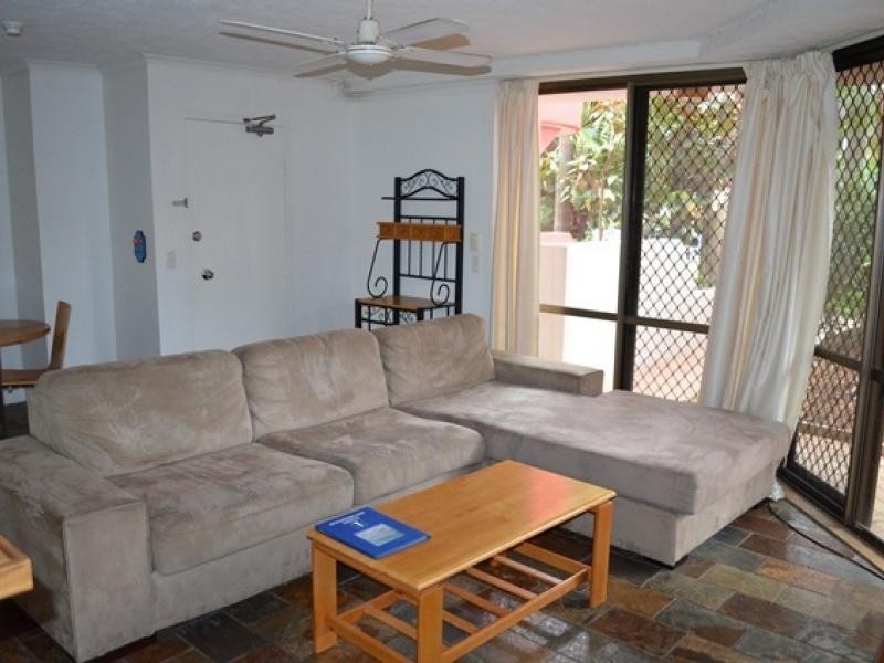 38 Enderley Ave, Surfers Paradise QLD 4217