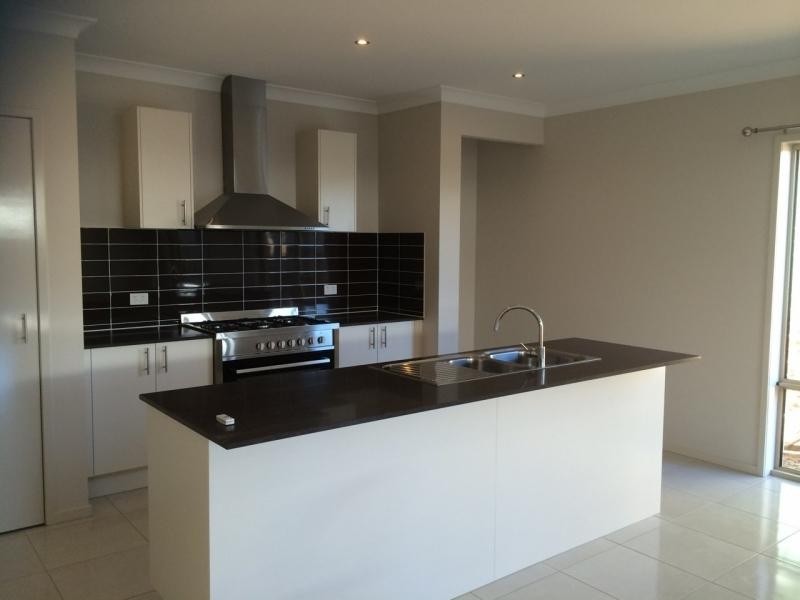 38A Claremont Dr, Robina QLD 4226