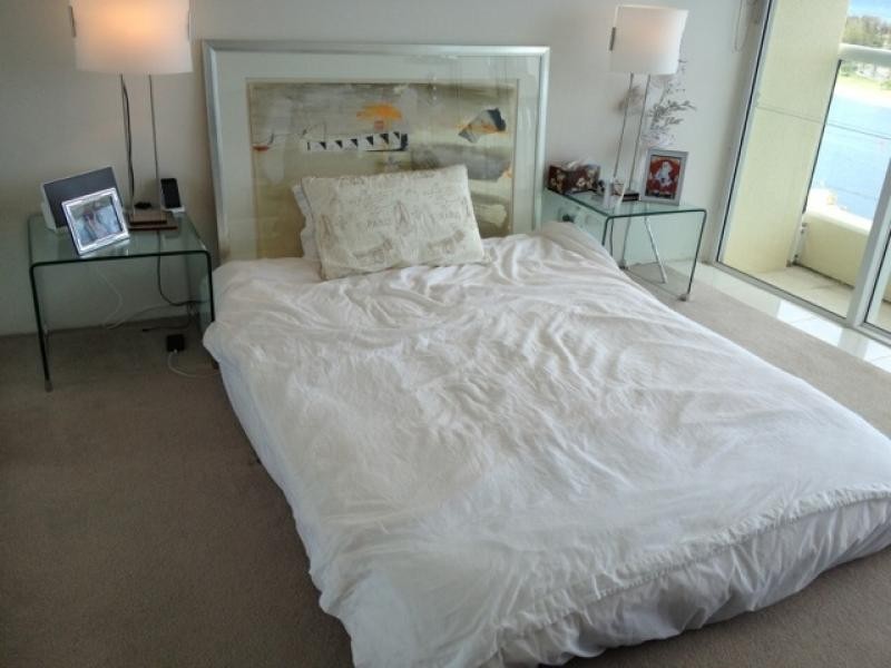 75 Brighton Pde, Southport QLD 4215