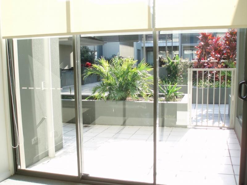 45 Bundall Rd, Bundall QLD 4217