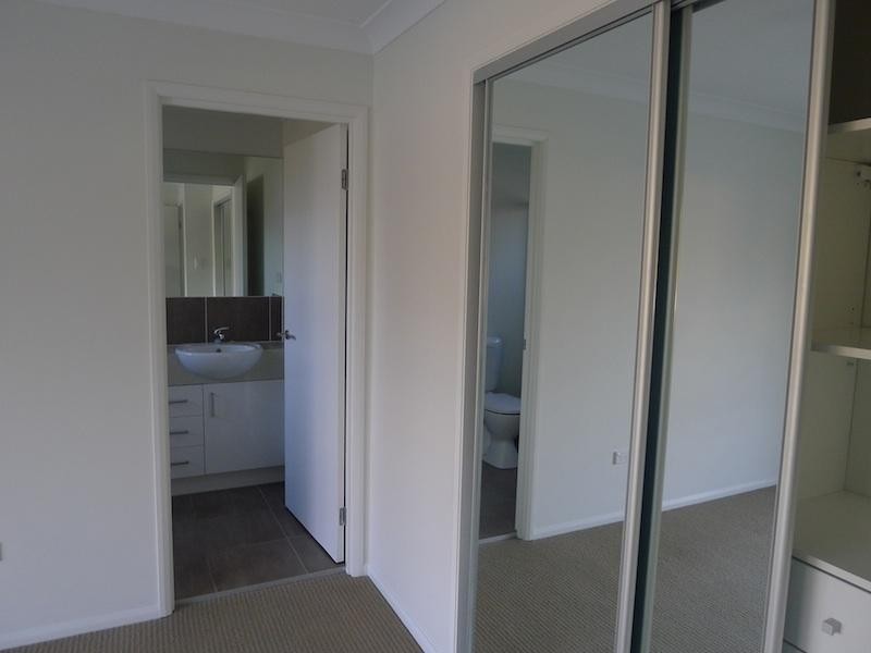 35 Hamilton Road, Moorooka QLD 4105