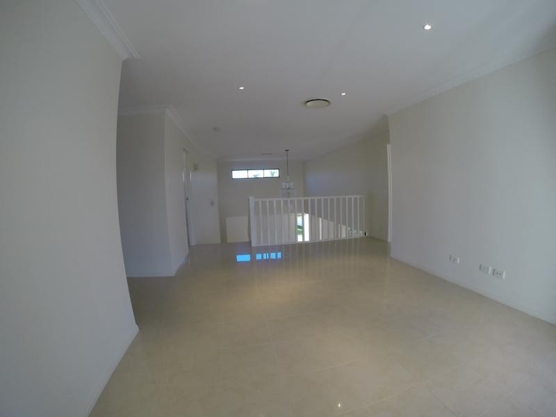 Sovereign Islands QLD 4216