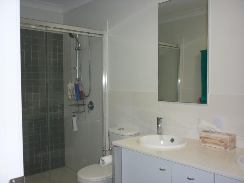 16 Surbiton Court, Carindale QLD 4152