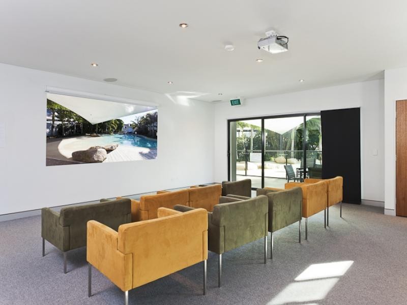 16 Surbiton Court, Carindale QLD 4152