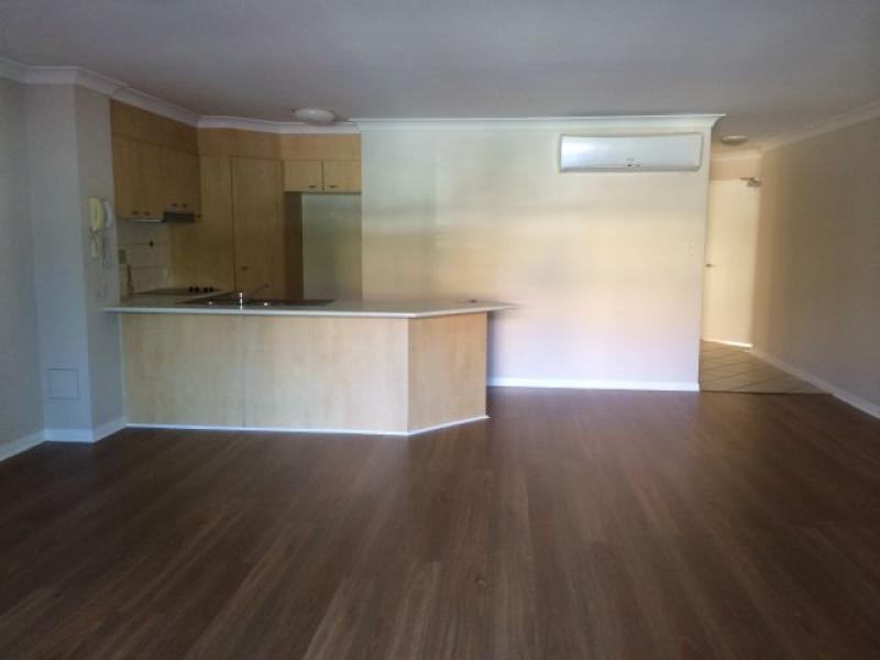 392-398 Marine Parade, Labrador QLD 4215