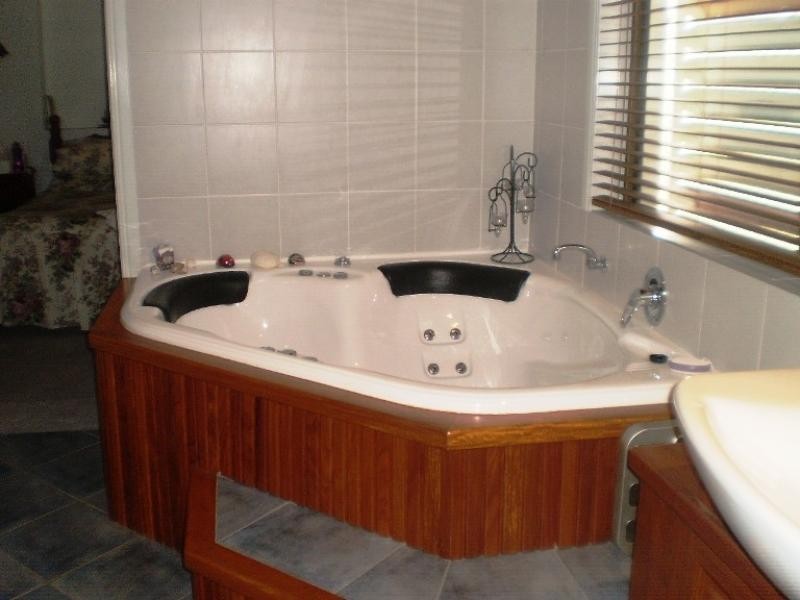 3 Columbia Crt, Newport QLD 4020