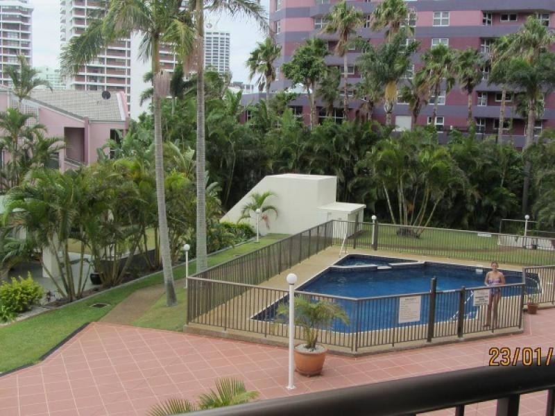 Paradise Waters QLD 4217