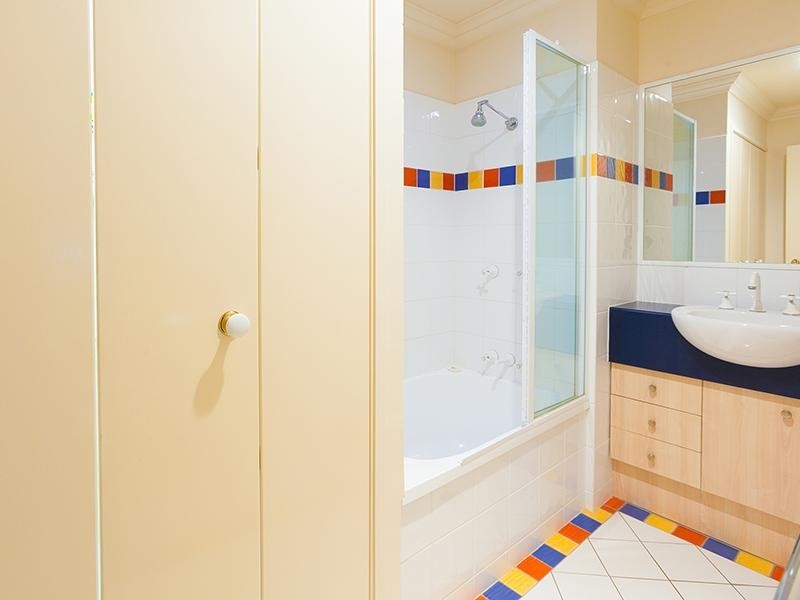 68 Beeston Street, Teneriffe QLD 4005