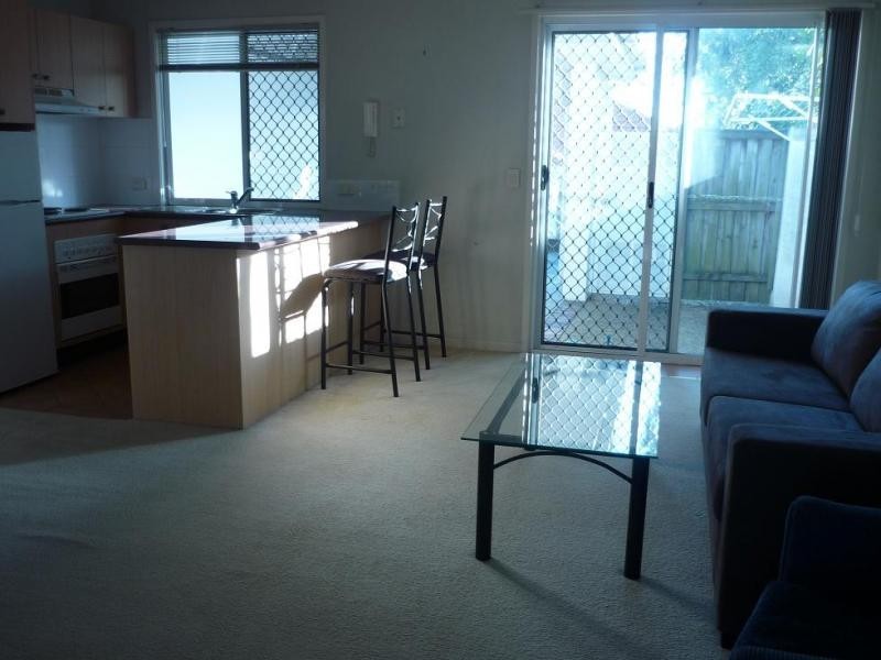 Ashmore QLD 4214