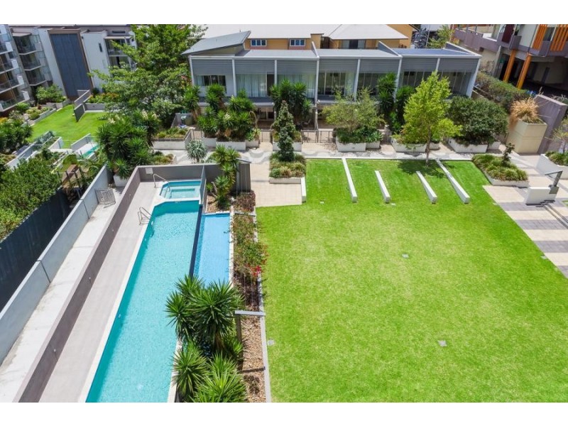 Oxygen Apartments / 170 Leichhardt Street, Spring Hill QLD 4000