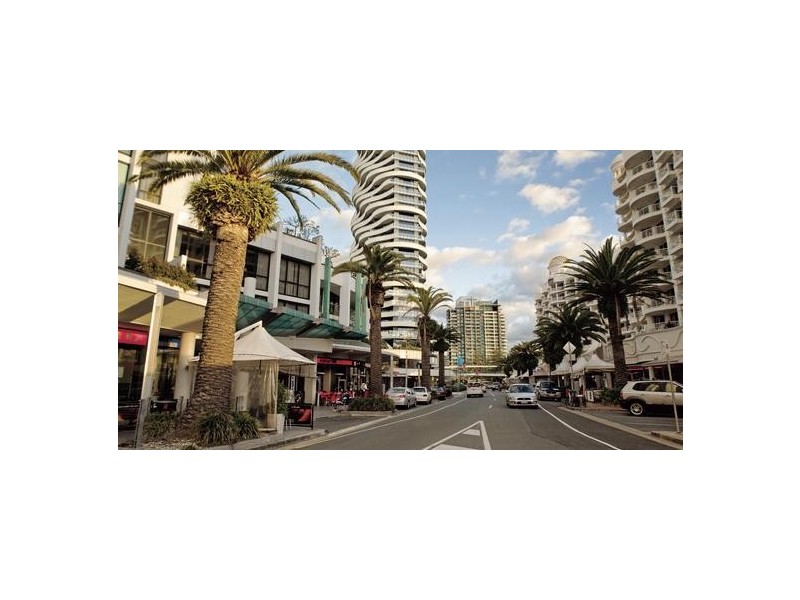 17 Surf Parade, Broadbeach QLD 4218