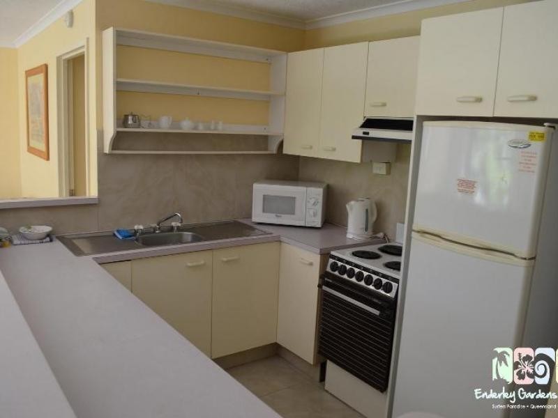 38 Enderley Ave, Surfers Paradise QLD 4217