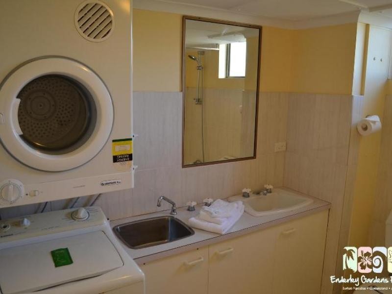 38 Enderley Ave, Surfers Paradise QLD 4217