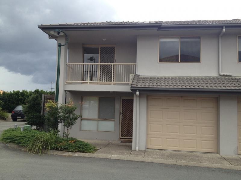 50 Johnston Street, Carina QLD 4152