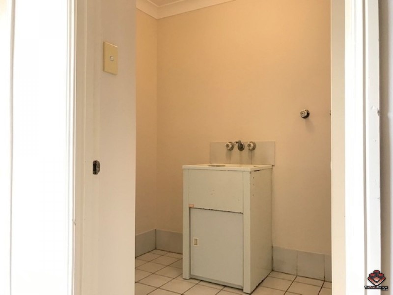 220 Christine Ave., Burleigh Waters QLD 4220