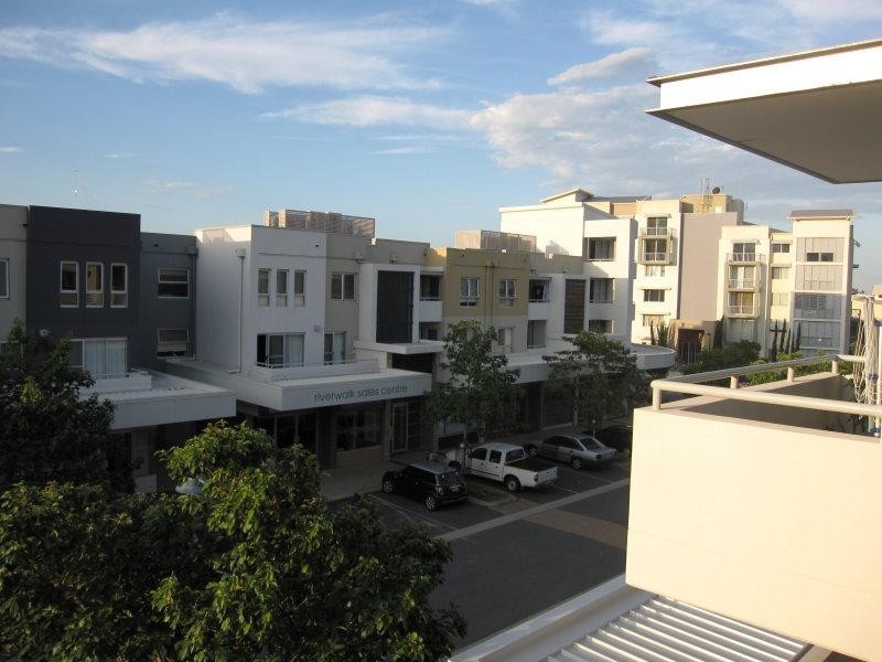 11 Arbour Avenue, Robina QLD 4226