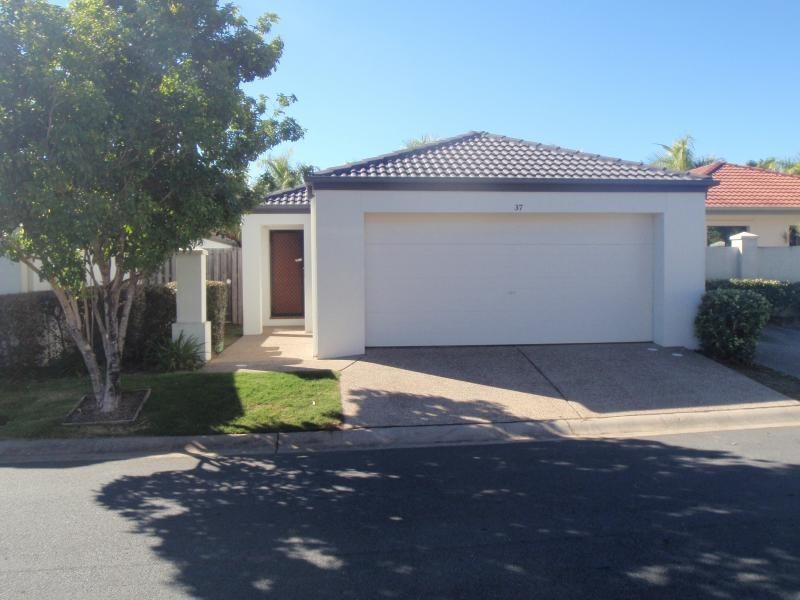 64 Gilston Road, Nerang QLD 4211