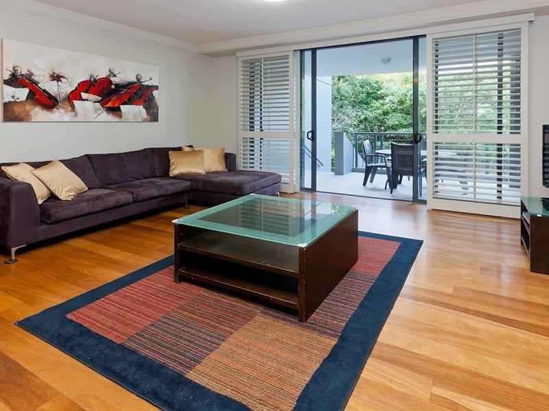 21 Miles St, Clayfield QLD 4011