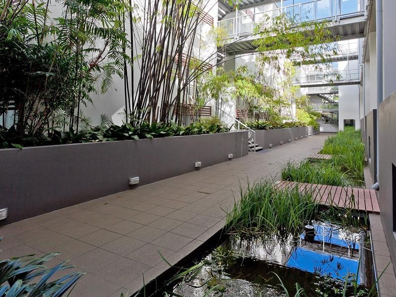 21 Miles St, Clayfield QLD 4011