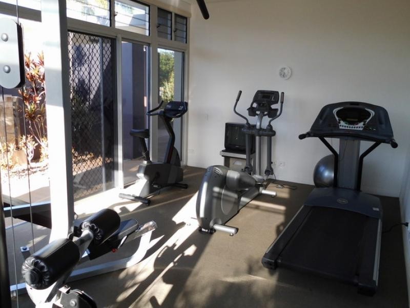 230 Pulgul St, Urangan QLD 4655