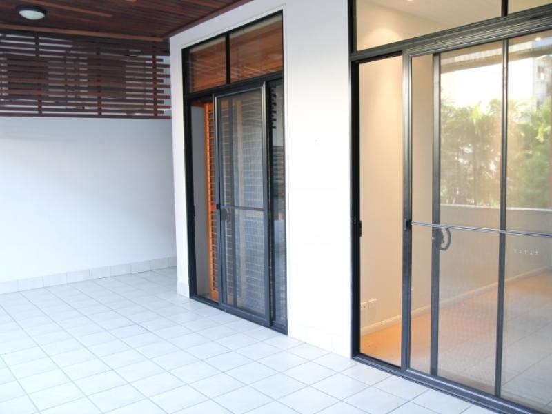 24 MACQUARIE STREET, Teneriffe QLD 4005