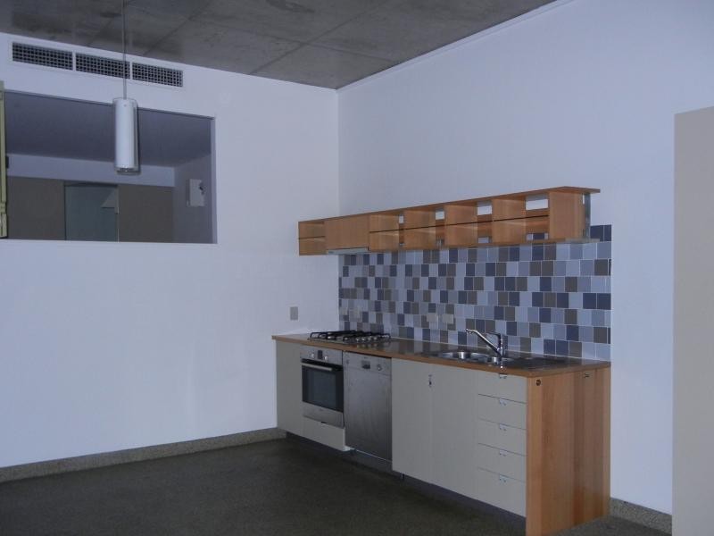 8 Skyring Terrace, Teneriffe QLD 4005