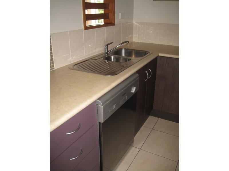 29 Springfield Crescent, Manoora QLD 4870