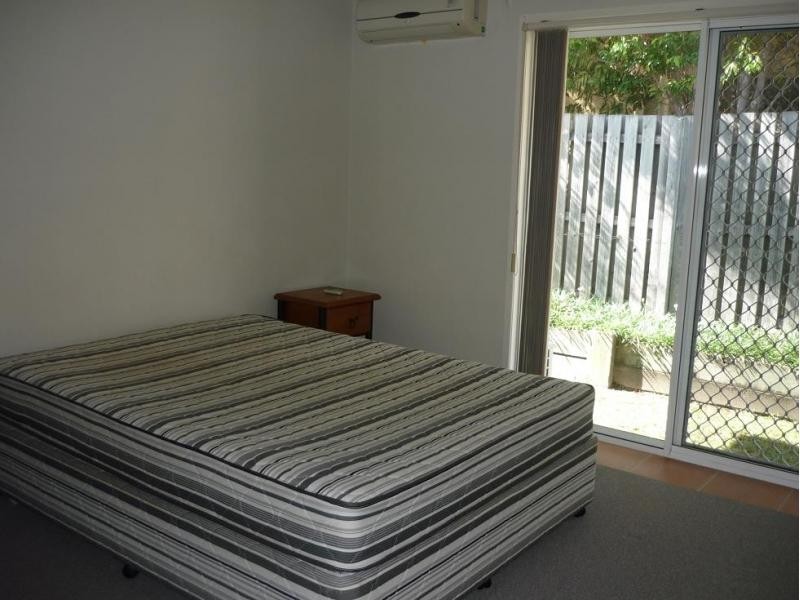 83 Heeb Street, Ashmore QLD 4214