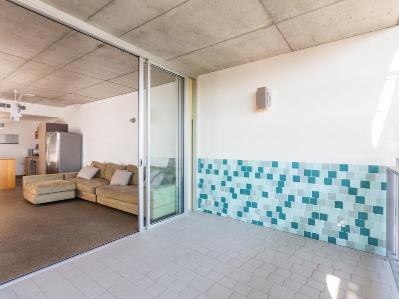 8 Skyring Terrace, Teneriffe QLD 4005