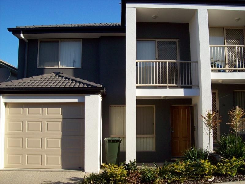 35 Johnston Street, Carina QLD 4152