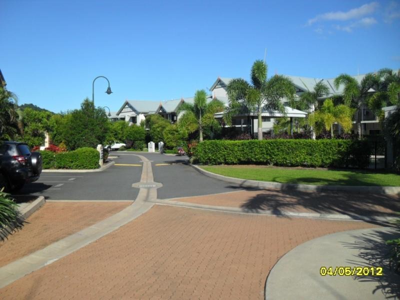 434-446 Kamerunga Rd, Redlynch QLD 4870