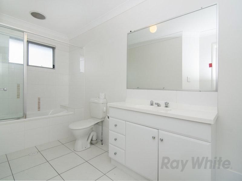 93 LAKEWOOD AVE, Parkinson QLD 4115