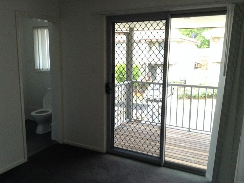 93 LAKEWOOD AVE, Parkinson QLD 4115