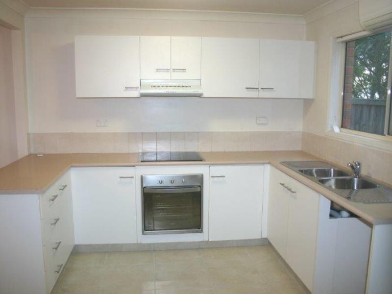 60 Whitby, Southport QLD 4215