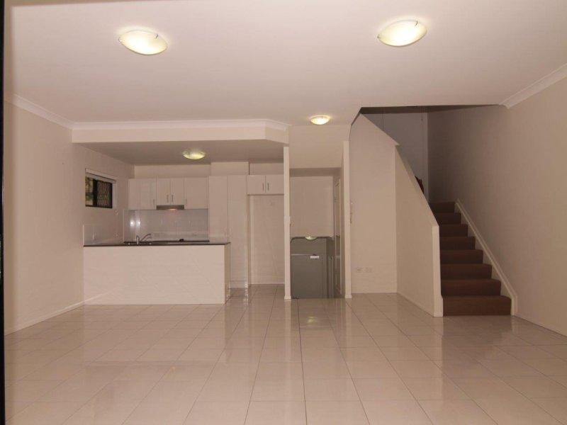 35 Hamilton Road, Moorooka QLD 4105