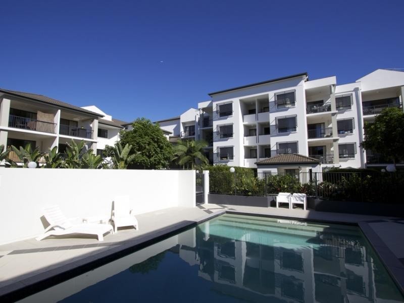 52 NEWSTEAD TERRACE, Newstead QLD 4006