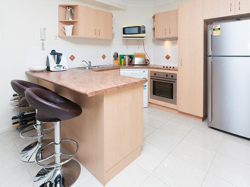 52 NEWSTEAD TERRACE, Newstead QLD 4006